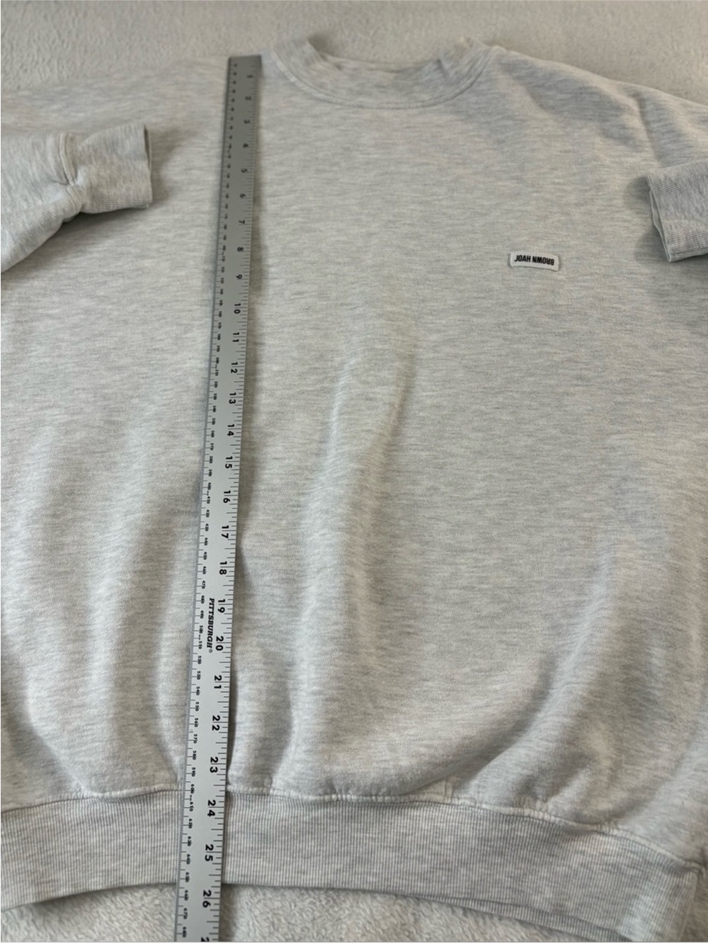 Joah Brown Women’s Crewneck Sweatshirt, light heather grey - Picture 9 of 11